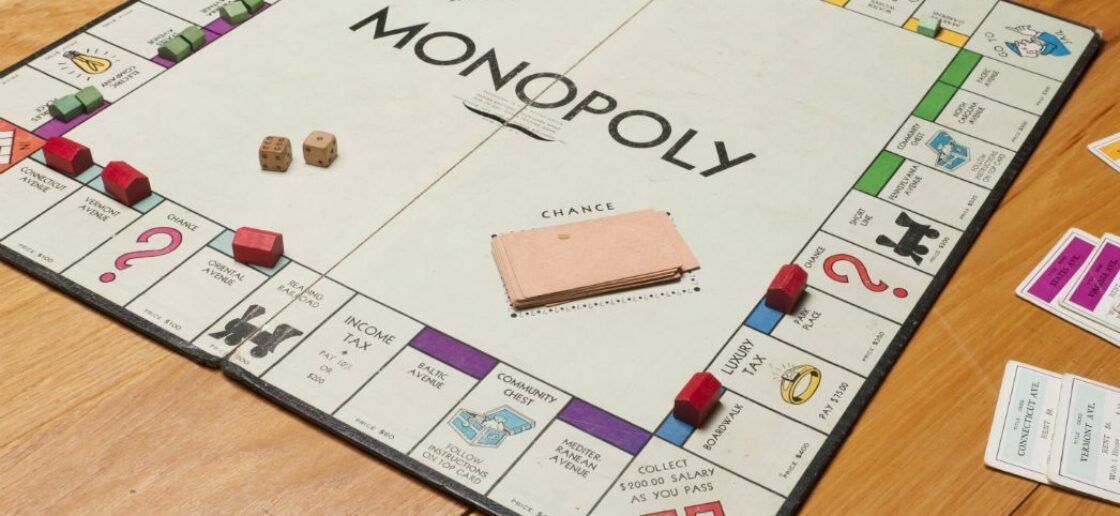 Voici le Monopoly avec de vrais billets