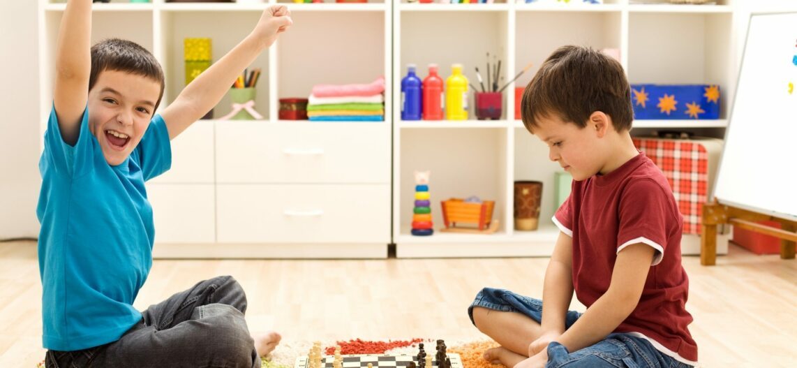 Enfants de 7 à 11 ans : les meilleurs jeux de société de stratégie