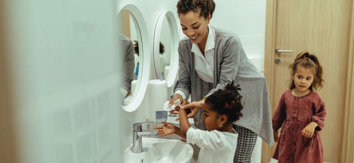 Comment expliquer Pourquoi le savon lave ? à votre enfant !, Article