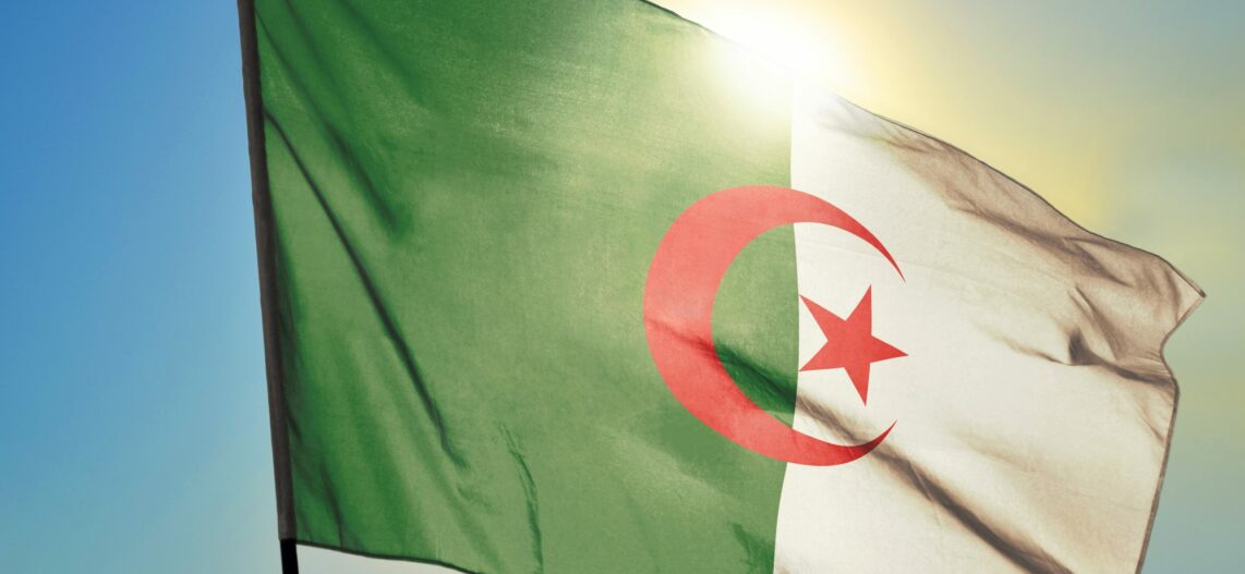 Que signifie le drapeau algérien ?